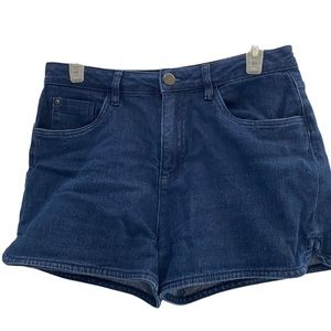 Vintage high waisted Blue jean short shorts Sz 10